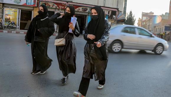 Cuatro ONGs suspenden sus actividades en Afganistán tras prohibición a personal femenino. (Foto de EFE/EPA/STRINGER)