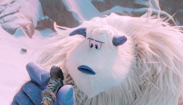 FOTO 3 | El tercer lugar fue para "Pie pequeño", de Warner Bros., con US$ 14.4 millones de recaudación en su segundo fin de semana. La cinta animada, que cuenta la historia de un grupo de Yeti que se encuentra con un humano, contó con las voces a Channing Tatum, LeBron James y Danny DeVito.
(Foto: IMDB)