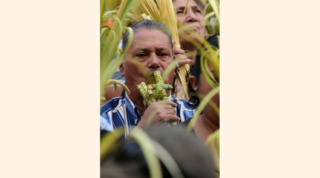 La cuaresma es el periodo anterior a la semana santa y ésta finaliza en la también conocida como la semana de pasión.