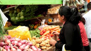 Precio de verduras se multiplican en regiones del sur por bloqueo de carreteras