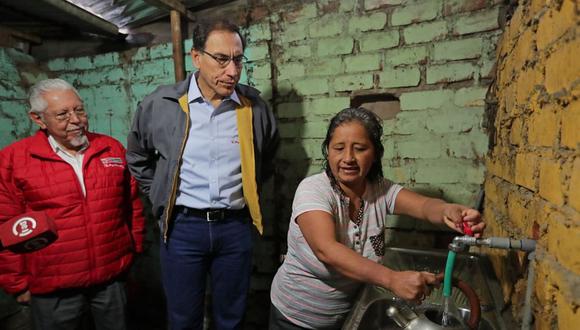 El presidente Martín Vizcarra declaró ante la prensa luego de inaugurar obras de agua potable en Ate. (Foto: Andina)