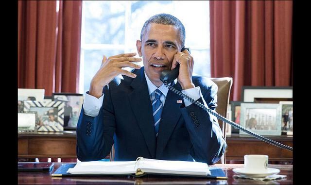 Foto 5 | Barack Obama. Ya sea que apoyes o no sus políticas, no puedes negar que Barack Obama ha sido protagonista de una increíble historia de superación. Nació en Hawái como hijo de una madre de 18 años. Viene de una familia bastante modesta y se graduó en la Universidad de Columbia. Luego asistió a la escuela de Derecho de Harvard. En poco tiempo se convirtió en presidente de la prestigiosa Harvard Law Review. Luego de 12 años ejerciendo su carrera, fue elegido para el Senado y en el 2008 se convirtió en el primer afroamericano Presidente de Estados Unidos.