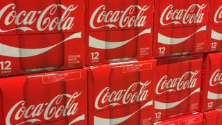 Ventas globales de Coca-Cola caen en cuarto trimestre por inflación en Latinoamérica