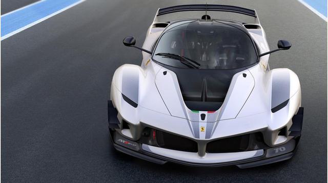 FOTO 6 | Este coche supone una evolución en el programa XX que se inició en 2005 en el que se desarrollaban coches a partir de modelos muy especiales. Las versiones Evo han utilizado tecnologías de los modelos de competición en los que participa Ferrari c