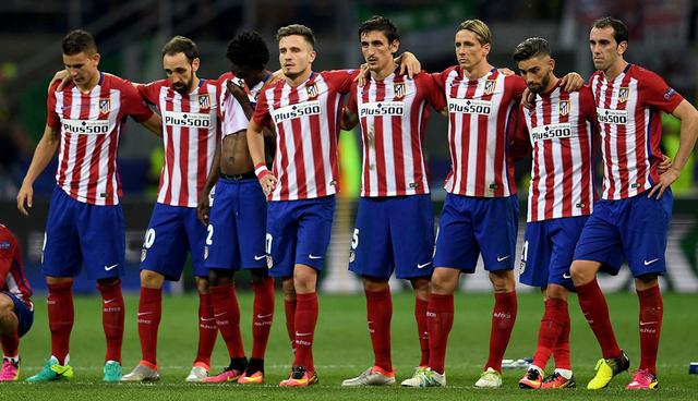 FOTO 12 | Shaktar Donetsk es vestido por Nike.