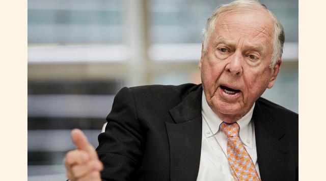 T. Boone Pickens. El presidente del fondo de cobertura BP Capital Management fue, como Warren Buffet, un repartidor de periódicos. A los 12 años amplió su ruta de delivery de 28 casas a 156 tomando los circuitos de su competencia. (Foto: Bloomberg)