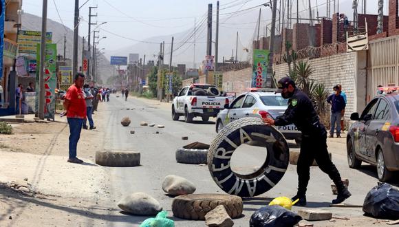 Las protestas y bloqueos en el marco del paro nacional continúan hoy, 7 de enero en diferentes regiones del Perú. (Foto: Alessandro Currarino / GEC)