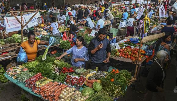 El mercado local en Suárez, Colombia, la ciudad natal de la vicepresidenta colombiana electa, Francia Márquez. (Foto de Joaquín SARMIENTO / AFP)