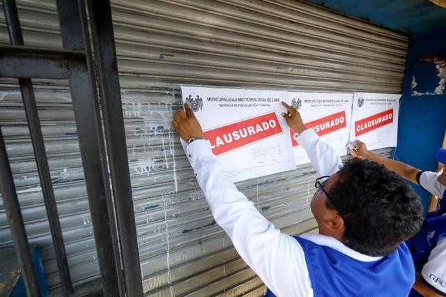 FOTO 7 | "Los locales serán clausurados hasta que obtengan un informe favorable de sanidad", adelantó Rosenthal. (Foto: Difusión)