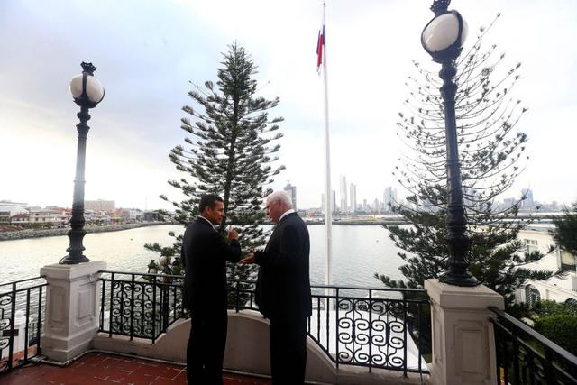 Humala y Martinelli recorrieron las instalaciones del Palacio de Las Garzas. (Foto: Presidencia)