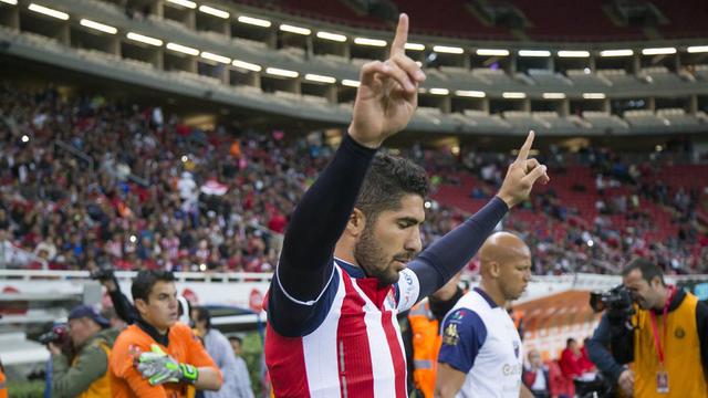Fotos 2 | "Hoy el deporte hay que dejarlo a un lado, se vive un tristeza nacional", dijo el defensa mexicano Jair Pereira, de las Chivas del Guadalajara mediante un vídeo.