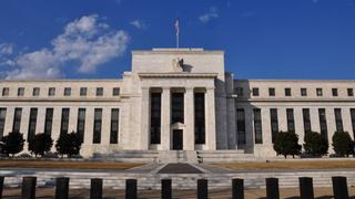Precios de bonos del Tesoro de EE.UU. bajan antes de reunión de política monetaria de la Fed