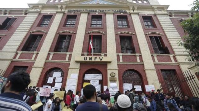 Los recién egresados de las carreras de Ingeniería Informática y de Ingeniería de Sistemas de la  Universidad Nacional Federico Villarreal ganan en promedio S/ 3,374.