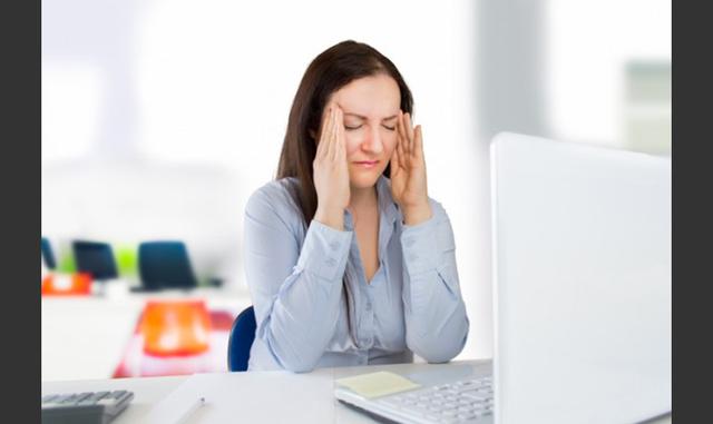 Foto 2 | En un estudio que Amy Orben y sus colegas de la Universidad de Oxford elaboraron para Unicef en 2017 encontraron que el aumento de las horas frente a la pantalla usando redes sociales y otras herramientas estaba vinculado a una mejora en el bienestar, "posiblemente porque refuerzan las amistades". "Las tecnologías digitales parecen ser beneficiosas para las relaciones sociales de los niños (su bienestar mental), aunque el impacto en los niveles de actividad física es inconcluso".