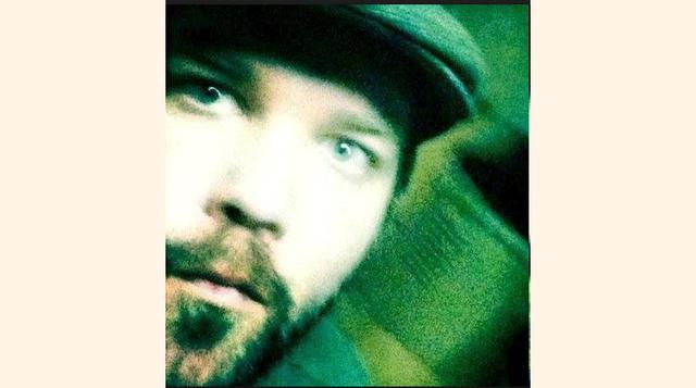 Ken M. Kenneth McCarthy de 35 años es conocido como uno de los mayores “trolls” de internet, que en tono jocoso logra destapar las risas de miles de usuarios a través de comentarios en diferentes plataformas. Por supuesto, arrastra una legión de seguidore