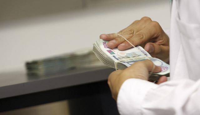 Foto 9 | Revise frecuentemente sus estados de cuenta y movimientos. Si detecta algún cobro inusual o consumo que no haya realizado, presente su reclamo a la entidad financiera o acuda al Indecopi. (Foto: GEC)<br>