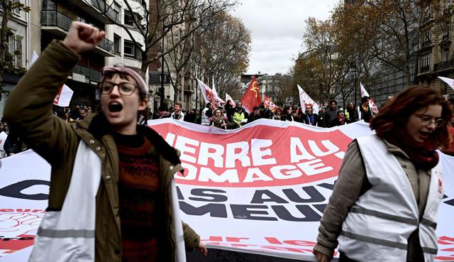 Los tres principales sindicatos ferroviarios del país se reunieron este sábado y acordaron "reforzar" su movilización "a partir del lunes" para que el gobierno retire su proyecto de reforma. (Foto: AFP)