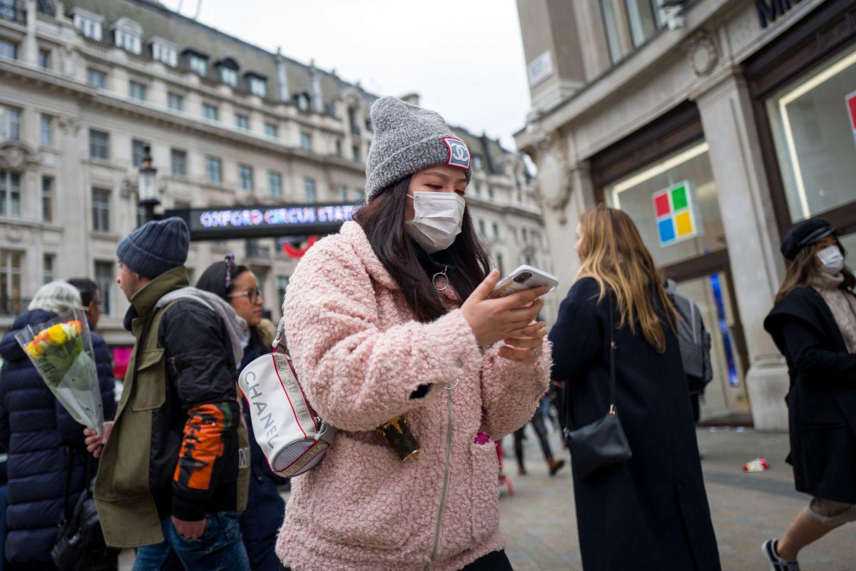 esde Chile a Madrid, pasando por París o Nueva York, la pandemia, surgida en diciembre en China, ha dado un vuelco completo a la vida del planeta. (Foto: AFP)