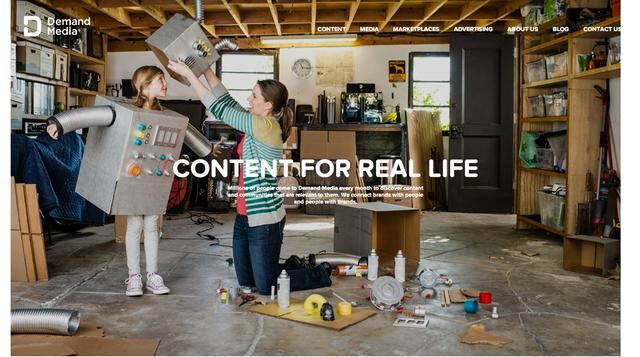 Demand Media, Demand Media  es una plataforma para los tipos creativos, entre ellos escritores, cineastas, productores, fotógrafos y mucho más. Usted trabaja con el sitio para crear un contenido único, atraer al público y promover sus talentos.