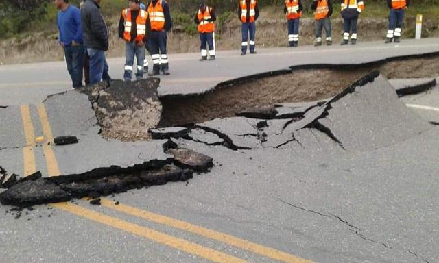 Daños en carretera Cajamarca a Cajabamba.
