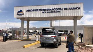 Aeropuerto de Juliaca con la tercera parte del cerco perimétrico dañado por protestas