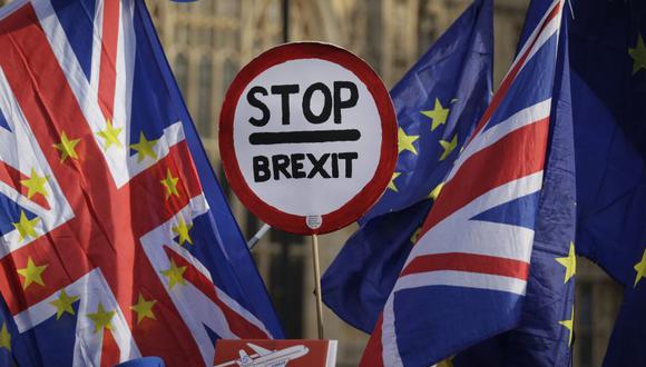 Tras el tercer rechazo, la Unión Europea anuncia una cumbre extraordinaria el 10 de abril por el Brexit. (Foto: AP)