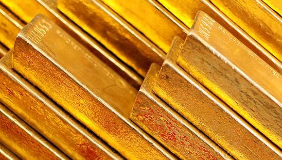 El oro superó la barrera de los US$1,300 el viernes. (Foto: Reuters)