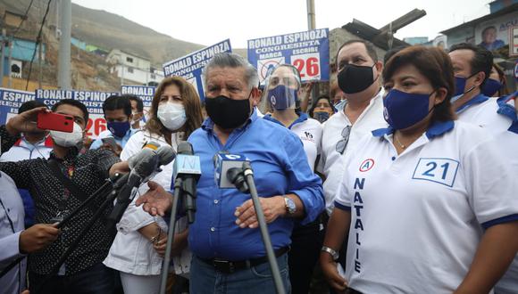 César Acuña declaró tras participar en una actividad de campaña en el distrito de San Juan de Lurigancho. (Foto: Britanie Arroyo/ @photo.gec)