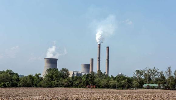 El cambio se produce en momentos en que un creciente número de estados está implementando leyes que obligan a las empresas de servicios públicos a eliminar las emisiones de carbono de sus flotas. (Bloomberg)