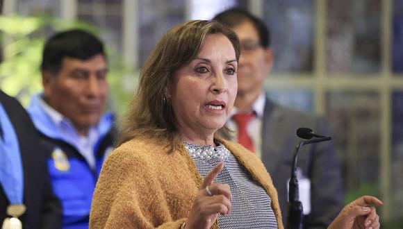 Dina Boluarte exhortó a Vladimir Cerrón y Juan Silva que se entreguen a las autoridades. (Foto: Presidencia)