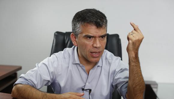Trabajo.  El Partido Morado tiene presencia en el 75% del territorio nacional, afirma su líder Julio Guzmán. (Foto: GEC)