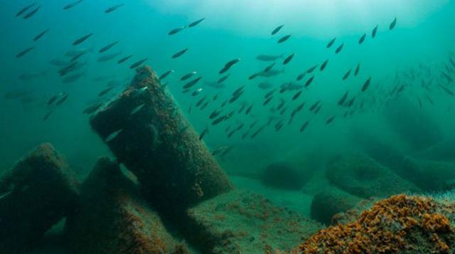Las ruinas de Canoups están a dos kilómetros de la franja occidental del delta del Nilo. Naturaleza y arquitectura convergen en estas impresionantes imágenes, que el British Museum exhibe hasta finales de noviembre. (Foto: FRANCK GODDIO. HILTI FOUNDATION)