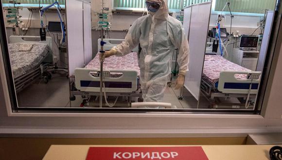 En Rusia, el principal foco de la infección es Moscú, donde se han registrado 48,426 casos, 3,075 más que el lunes. (Foto: AFP / Yuri KADOBNOV).