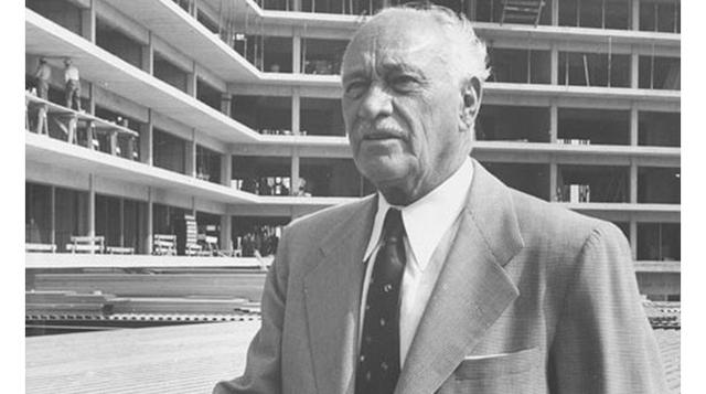 En 1948, fue comprado por el fundador Conrad Hilton, 18 años después de que abriera en Park Avenue. (Foto: static.guim.com.uk)