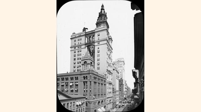 Manhattan Life Insurance Building, 348 pies, Nueva York, Nueva York (1894) De pie 348 pies a su superior linterna, el Manhattan Life Insurance Building fue diseñado por los arquitectos Kimball y Thompson para la sede del Manhattan Life Insurance Company. 