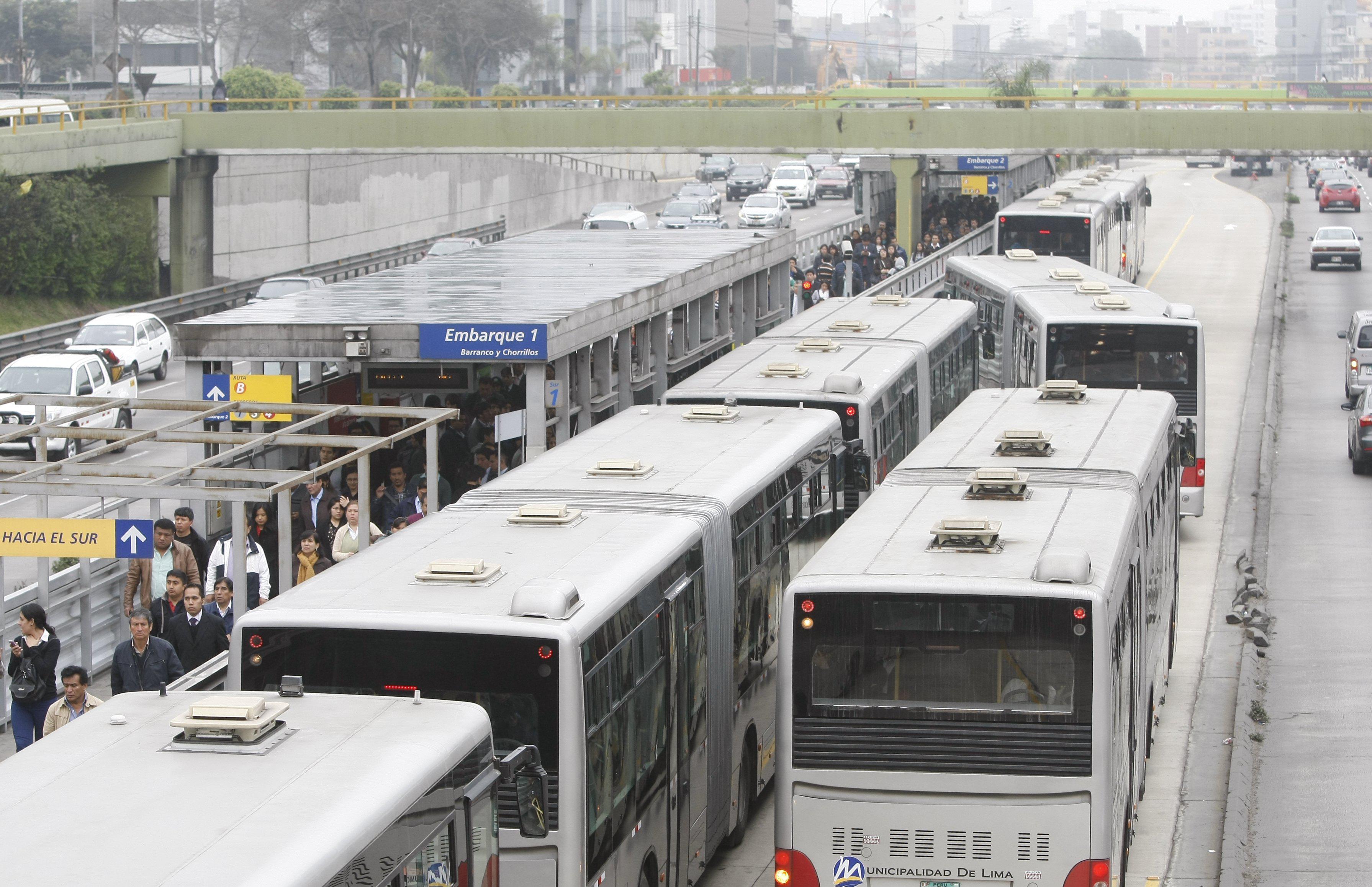Buses del Metropolitano cambiarán su ruta de manera temporal. (Foto: GEC)