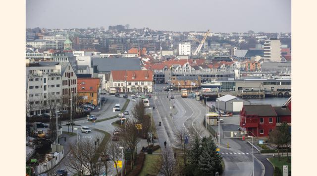 Noruega. No tiene competencia en cuanto a la calidad del agua y la gestión forestall, sin embargo, genera una cantidad importante de gases de efecto invernadero debido a su producción petrolera. (foto: Bloomberg)