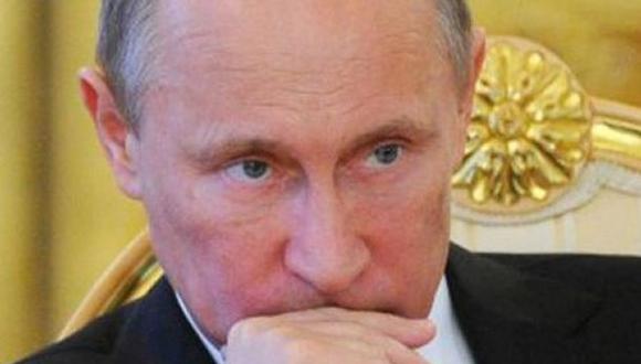Putin aseguró que “ya podemos decir con confianza que tal política hacia Rusia fracasó, la estrategia de guerra relámpago económica fracasó”. (Foto: EFE)
