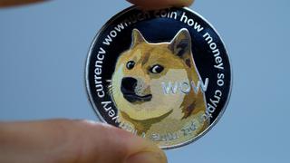 Frenesí impulsa dogecóin de criptomoneda meme a los US$ 50,000 millones