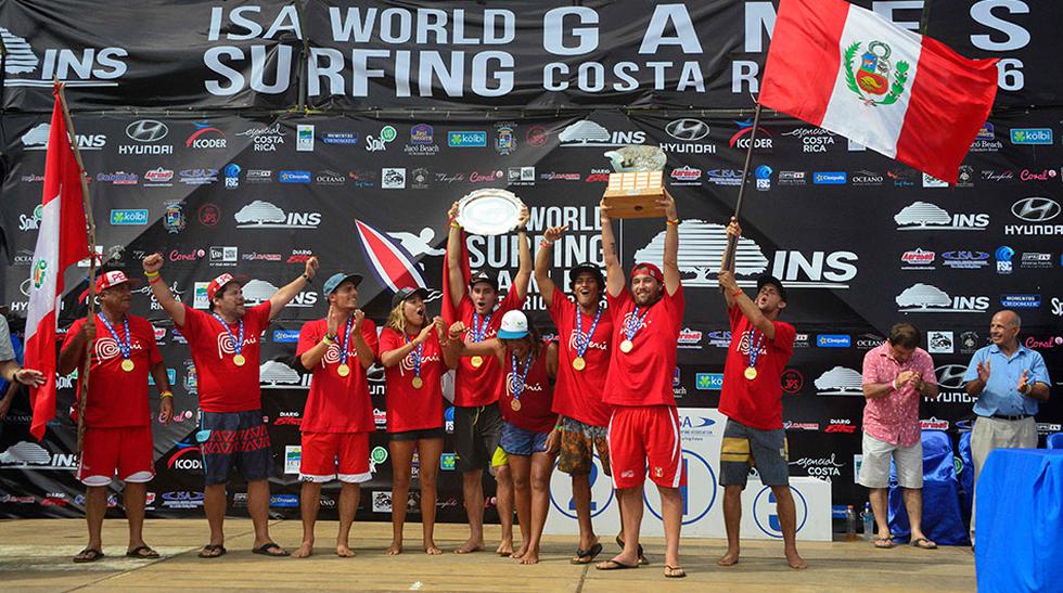 Con 3188 unidades, la selección peruana de surf le sacó una ventaja de más de 200 puntos a Portugal, segundo puesto con un puntaje de 2924. (Foto: AFP)