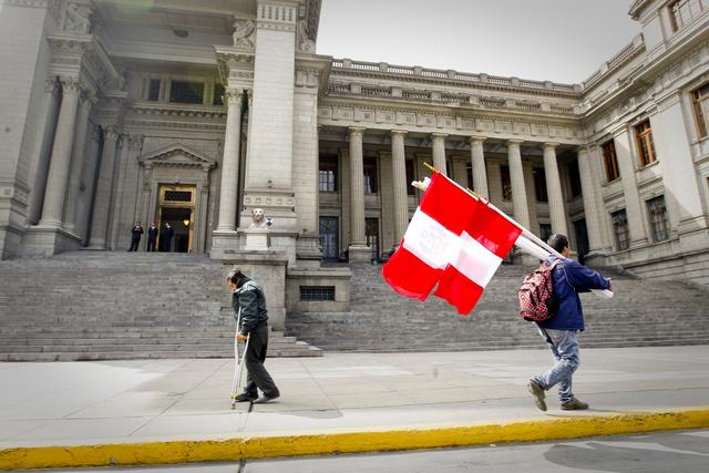 FOTO 4 | Sistema de justicia. En esta línea, propone reformas en la CNM y el Poder Judicial. Además, limitar el contencioso administrativo en los Estado contra Estado. (Foto: GEC)