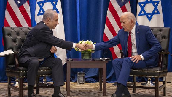 Biden “reiteró su opinión de que una operación militar no debería llevarse a cabo sin un plan creíble y ejecutable para garantizar la seguridad y el apoyo a los civiles en Rafah”. (Foto: AFP)
