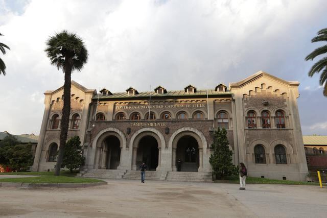 Pontificia Universidad Católica de Chile. 4° en América Latina, 127 a nivel mundial. (Foto: Facebook)