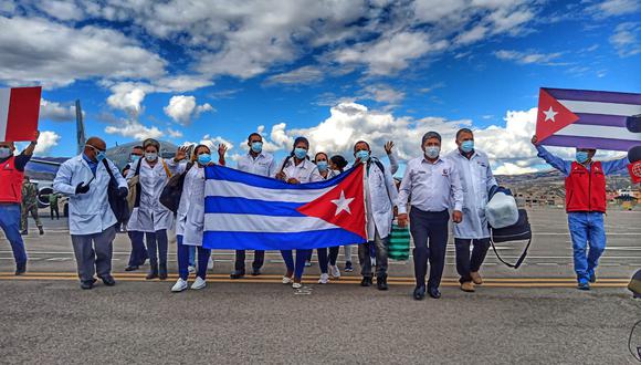 Parte de los médicos cubanos llegó a Ayacucho. (Foto: Gobierno Regional de Ayacucho)