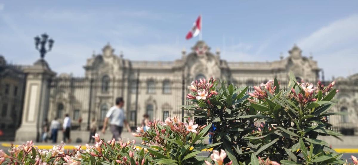 Foto del Palacio de Gobierno de Perú en modo Retrato. (Martín Tumay Soto)