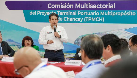 El ministro, Julio Demartini, recordó que se espera que el Puerto de Chancay genere alrededor de US$ 4,500 millones anuales y 8,550 empleos directos, lo que significa un 1.8% del PBI del Perú. Foto: Midis.