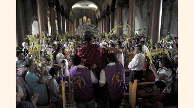 Durante la semana santa, los católicos celebran con ritos, oraciones y diversos actos de fe.
