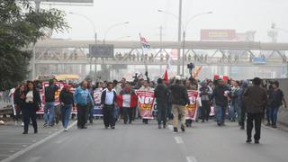 Puente Piedra: vecinos y transportistas marchan contra cobro de peajes 