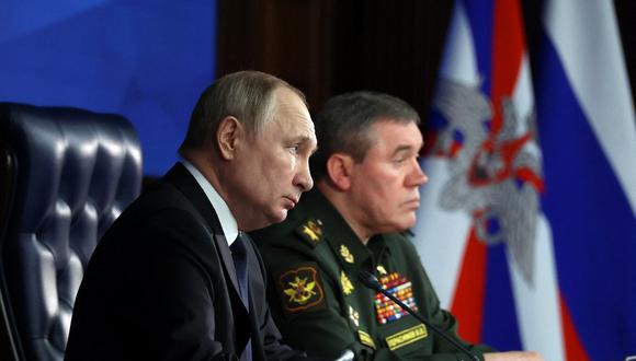 Con este nuevo cambio en la dirección militar, Putin no tranquilizará a una parte de la élite de Moscú ni a la opinión rusa.