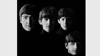 Subastan el contrato que The Beatles firmó con el hombre que los llevó al estrellato